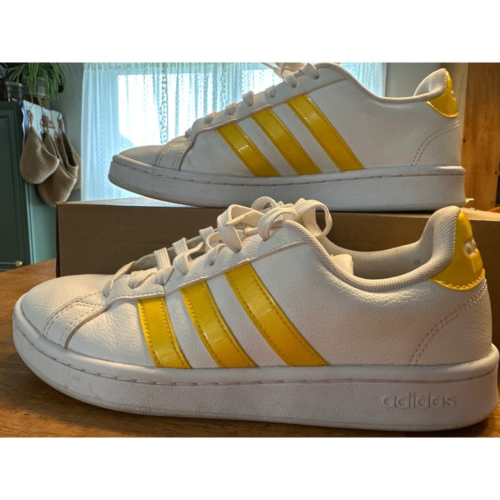 Adidas Grand Court White Yellow Cloudfoam Comfort Sneakers EE9687 Womens 8.5